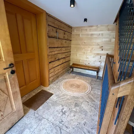 Carpenters House In Historic Village *