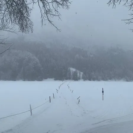 Daire Carpenters House In Historic Village